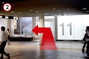 11番出口を出ます。