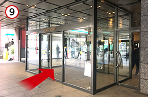 コアシティ立川の入口が見えましたら、11階までお越しください。