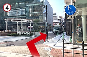 長谷川ビルとあべのHoopのあいだにある道を右折します。