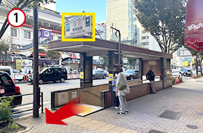 東京メトロ「東銀座」駅の「4番出口」を出ます。