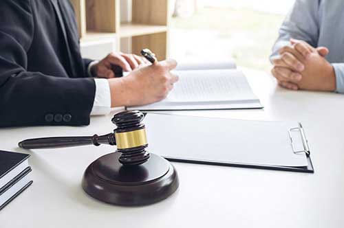 弁護士に相談・依頼すべきタイミングは「早ければ早いほどよい」