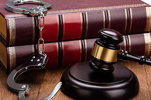 刑事事件に強い福岡の弁護士｜早期相談すべき決定的な4つの理由