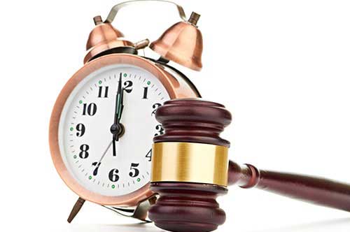 残業には「法定時間外」と「法定時間内」がある