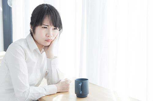 離婚の明確な理由がなくても離婚や慰謝料請求はできる？ 弁護士が解説