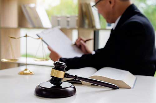 3、	弁護士に依頼するメリット