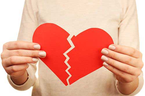 夫の浮気発覚！ 離婚するかしないか悩む方へ｜冷静に検討すべき理由