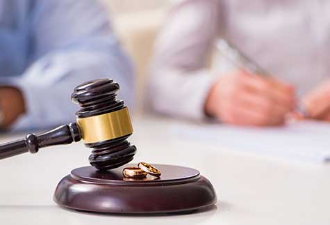 ついに離婚調停へ…弁護士費用の相場や、損をしない財産分与の方法とは？