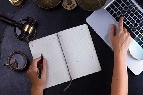 不倫の証拠集めや慰謝料請求をしたいなら弁護士へ