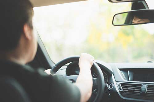 スピード違反で一発免停・免許取り消しとなる可能性も！