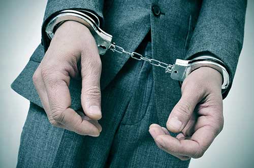 スピード違反で逮捕されるのはどんなケース？