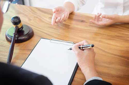 スピード違反で事件化したときの対応策