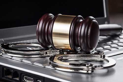 メルカリで売買を繰り返すと実刑となる可能性