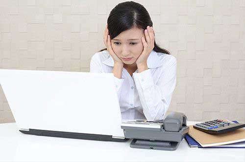 ネットで誹謗中傷や風評被害に遭った！ 可能な対処方法と被害相談先