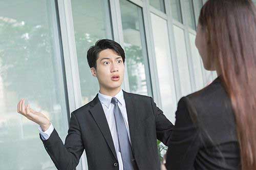 脅迫罪になる言葉とは？ 恐喝罪・強要罪・強盗罪との違いと刑罰