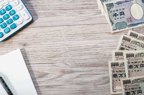 離婚が決まった！ 年収700万円の夫に請求できる養育費の相場...