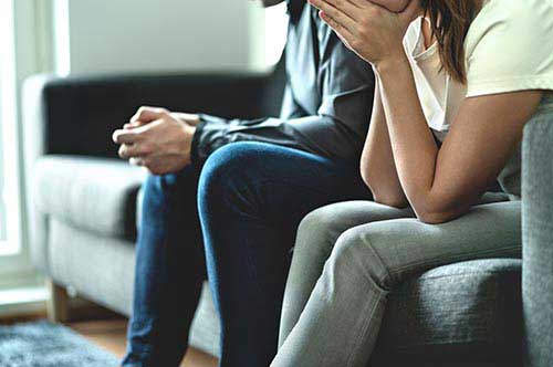 離婚調停中に夫や妻の不貞行為（不倫）が発覚した場合、慰謝料は...