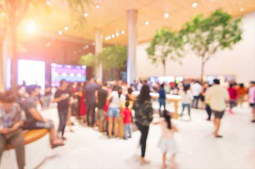 忘れ物や落とし物を自分のものにしたら犯罪？ 置き引きで問われる罪