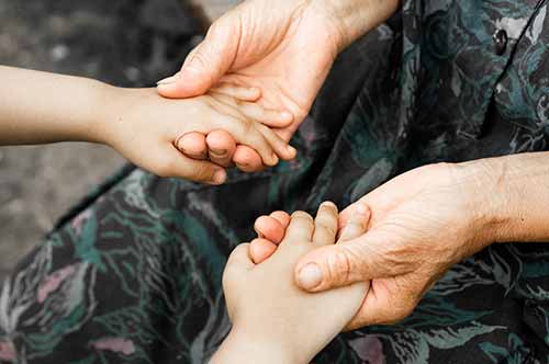 相続権がない連れ子に遺産を受け継がせるには？千葉オフィスの弁護士が解説