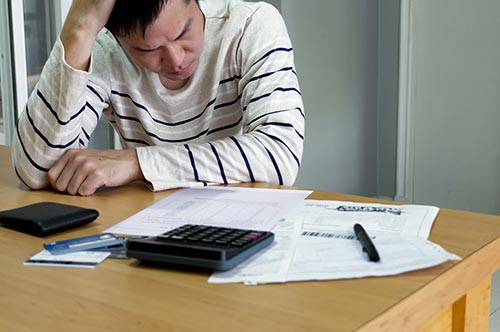 親が自己破産！ 子どもや家族にはどんな影響があるの？弁護士が解説