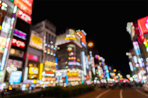 ガールズバーでの接待行為は風営法違反？ 新宿の弁護士が解説