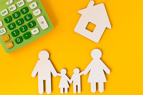 養子縁組をしたら相続はどうなる？ 実子との違い、節税効果について解説