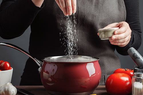 アルバイト店員が起こした不祥事に対して損害賠償を請求する方法は？