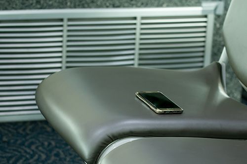 パチンコ店で置き引きをして家族が逮捕？ 弁護士が刑罰と対策を解説！