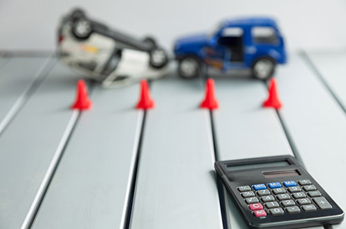 交通事故の被害に遭ったら確認したい。「弁護士特約」のメリット...