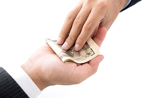 貸したお金を返してくれない相手への対処方法と、督促を弁護士に...