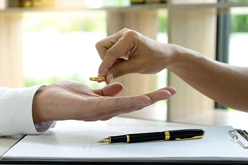 事実婚の解消で慰謝料請求できるケースとは。弁護士が解説