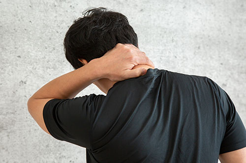 交通事故で怪我を負ったときの治療費は誰に請求できる？ 手続き...