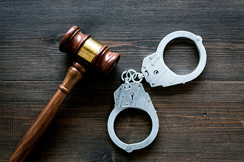 執行猶予中の再犯で逮捕！ 再度の執行猶予がつくケースはある？