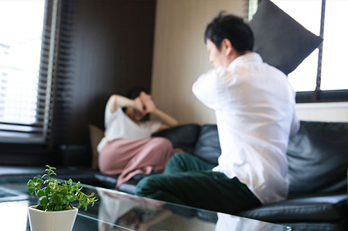 デートDVとは？ 婚約者や恋人から暴力を受けたときに行うべき対応方法
