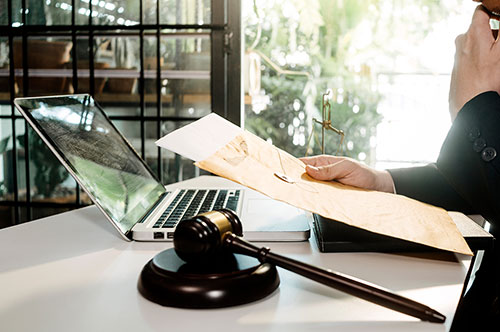 リーガルオピニオンが必要になる場面や作成時の注意点を弁護士が解説