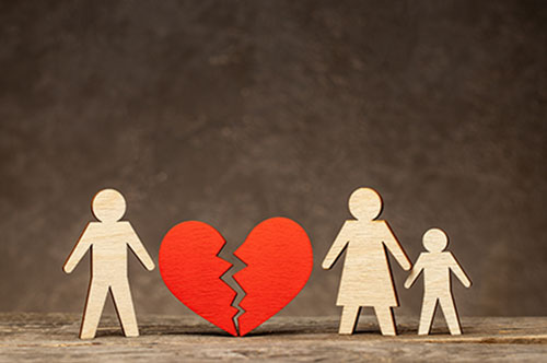 別居中の配偶者から子どもとの面会交流を拒否された！ 交渉方法はある？