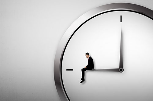 営業職でも残業代請求は可能？ よくある違法残業や請求する方法について