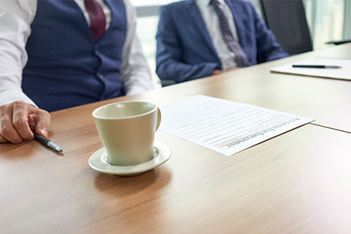 人事考課について社員から不服申し立て！　トラブルを防ぐためには？