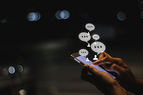 SNSでの名誉毀損は逮捕される？ 成立の条件や侮辱との違いを弁護士が解説