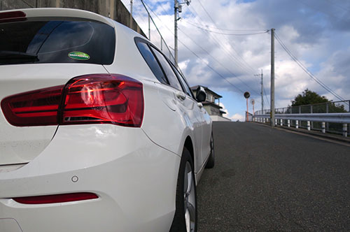 無断駐車のトラブルを解決するには？ 私有地への駐車は住居侵入罪か