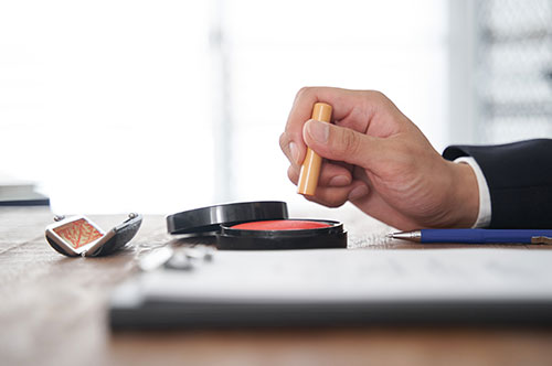 相続手続きに必須な戸籍謄本！ 急いで取り寄せたほうがいい？