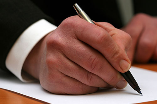 遺言書に不満があるときにはどうすべき？ 弁護士が対処法を解説！