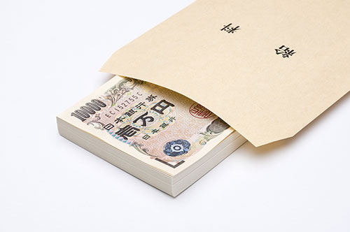 給料の前借りサービスは落とし穴も？ 給料ファクタリングの注意点