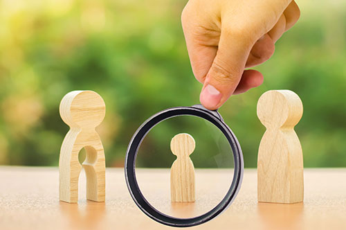 年収600万円の夫と離婚！ 養育費の相場や算出方法とは