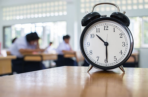 私立校教員は残業代を請求できる！ 給特法との関係と残業代の請求方法