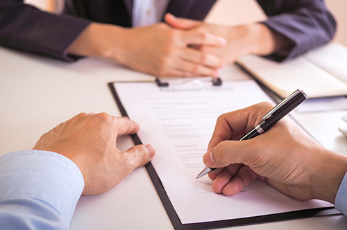 覚書と契約書の違いは？ それぞれどのように使い分ける？