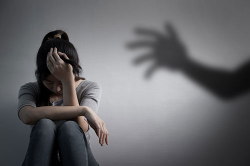 嫌がらせの手紙への法的対処法とは？ 相談先も含めて弁護士が解...