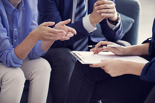 被害届と告訴状の違いとは？ それぞれの書き方や提出方法を解説