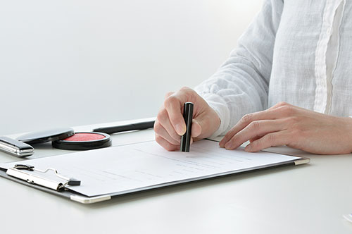 身元保証契約の意味とは？ 令和2年4月に改正された内容を含め解説