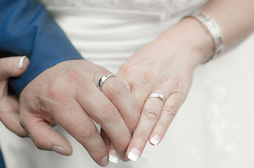 再婚禁止期間とは何？ その間に妊娠したらどうなる？ 弁護士が解説