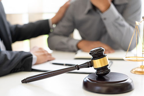 ある日突然、損害賠償を請求されたら、どう対応すればよい？